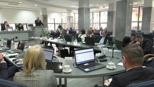 Radni powiatu tarnowskiego poparli budżet na 2023 rok
