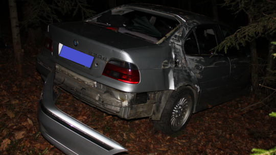 Rajbrot. Policja zatrzymała nietrzeźwego kierowcę BMW. 33-latek jechał bez uprawień 