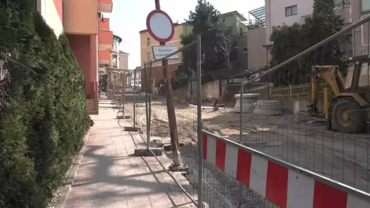 Remont ulicy Batorego w Tarnowie wkracza w kolejny etap – wykonawca przyspiesza prace drogowe