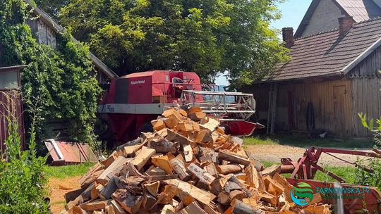 Rolnik stracił dłoń podczas prac przy kombajnie. Trwa walka o uratowanie kończyny