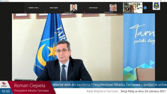 Roman Ciepiela Prezydent Tarnowa bez wotum zaufania, ale z absolutorium za 2020 rok