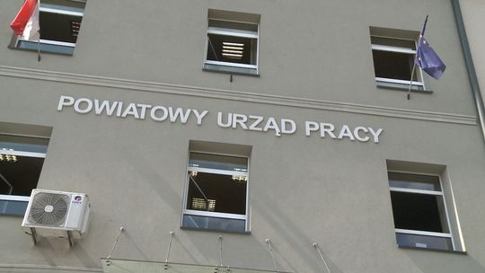 Rośnie liczba bezrobotnych w Tarnowie i powiecie. Najbardziej potrzebni są budowlańcy i medycy