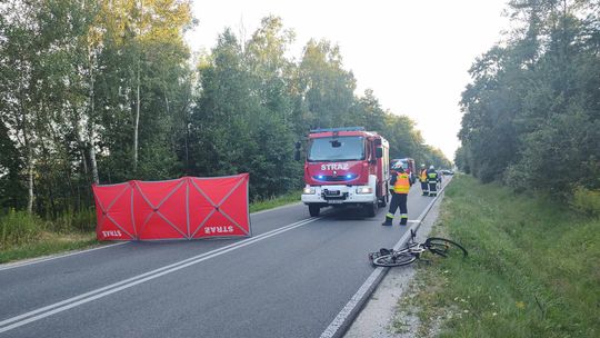 Rowerzystka została potrącona na drodze wojewódzkiej w Starych Żukowicach