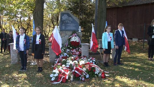 Rzepiennik Strzyżewski. Uczcili 75. rocznicę tragicznych wydarzeń w Dąbrach