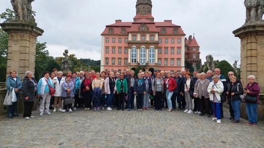 Seniorzy z gminy Tarnów zwiedzili Karkonosze