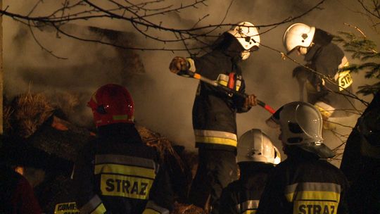 Siemiechów: Spłonął dom, przybudówka i zabudowania gospodarcze