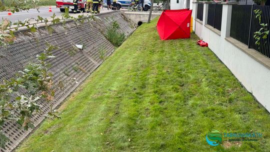 Skrzyszów. Nie żyje mężczyzna znaleziony w przydrożnym rowie