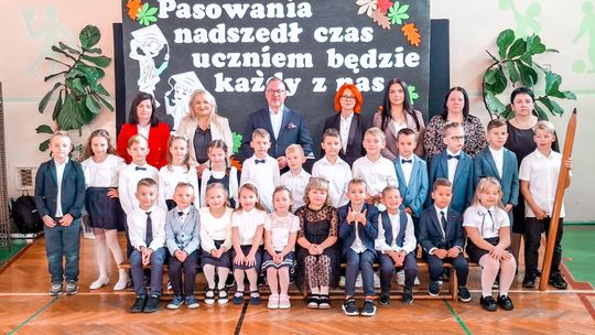 Ślubowanie pierwszaków w brzeskiej „Dwójce”