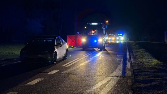 Śmiertelne potrącenie pieszego na DK73. Droga była zablokowana przez kilka godzin