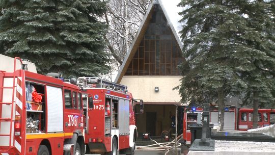 Spłonęła kaplica na cmentarzu w Koszycach Małych 