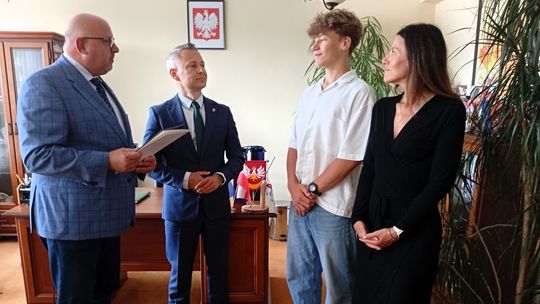 Starostowie docenili Mistrza Polski z Bobrownik Wielkich