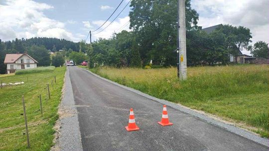 Strzelanina pod Limanową, dwie osoby nie żyją. Trwa policyjna obława za sprawcą Strzelanina pod Limanową, dwie osoby nie żyją. Trwa policyjna obława za sprawcą