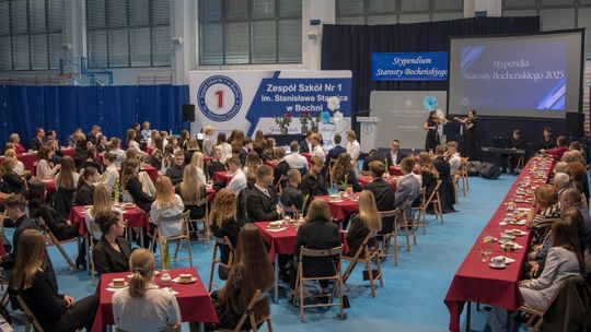 Stypendia i Nagrody Starosty Bocheńskiego dla uczniów i nauczycieli Stypendia i Nagrody Starosty Bocheńskiego dla uczniów i nauczycieli