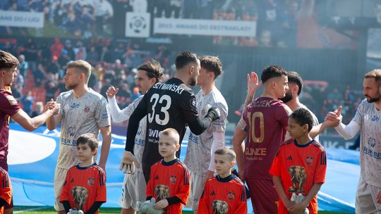 Świąteczne przełamanie w Niecieczy. Termalica pokonała Piasta po emocjonującym meczu