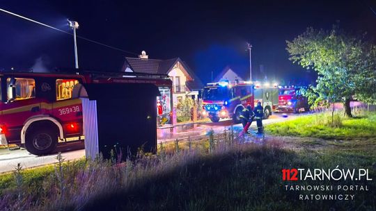 Syreny przerwały spokojną noc pod Zakliczynem, doszło do pożaru