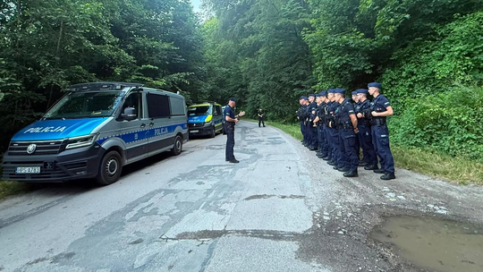 Tajemnicza śmierć 64-latki w Borkowie pod Kielcami. Policja poszukuje męża kobiety