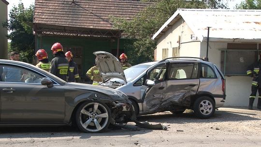 Tarnów. Groźne zderzenie na ul. Chemicznej