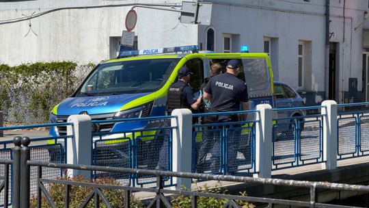 Tarnów: interwencja służb nad rzeką Wątok. Młody mężczyzna zatrzymany