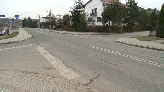 Tarnów-Krzyż. Od roku domagają się przejścia dla pieszych przy niebezpiecznym skrzyżowaniu. "Przede wszystkim chodzi tu o bezpieczeństwo"