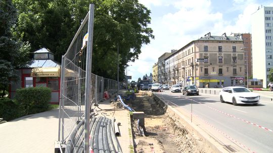 Tarnów. Na ul. Krakowskiej trwa budowa węzła przesiadkowego