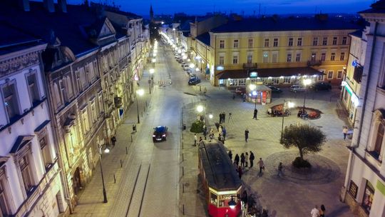 Tarnów. Nowe uliczne lampy oszczędne i ekologiczne