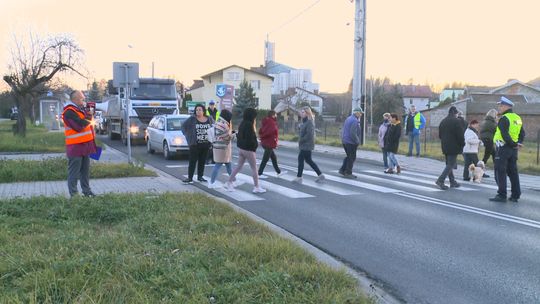 Tarnów. Zablokowali ulicę Koszycką, bo nie mają gdzie parkować