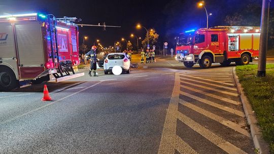 Tarnów. Zderzenie dwóch samochodów u zbiegu Słonecznej i Jana Pawła II