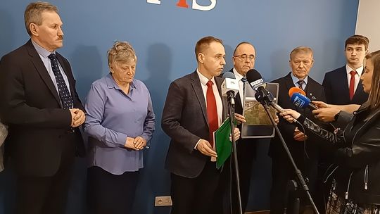 Tarnowscy radni PiS przeciwni podwyżkom zaproponowanym przez prezydenta Ciepielę