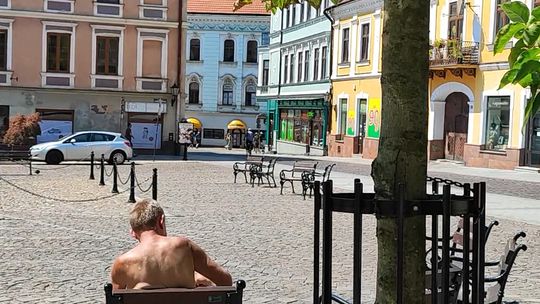 Tarnowskie służby ratownicze tłumaczą zagrożenia związane z upałami
