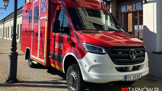 Tragiczny finał wypadku na dworcu w Tarnowie. Nie żyje kobieta potrącona przez pociąg
