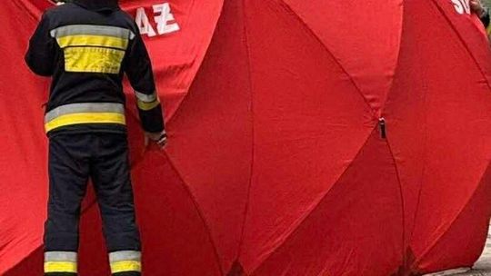 Tragiczny wypadek na DK 94 w Targowisku po zderzeniu pieszego i rowerzysty