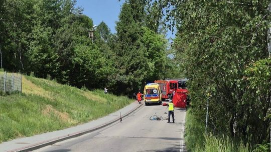 Tragiczny wypadek w Uniszowej. Nie żyje rowerzystka Tragiczny wypadek w Uniszowej. Nie żyje rowerzystka