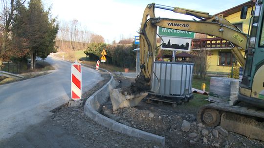 Trwa remont drogi powiatowej w Więckowicach i Grabnie