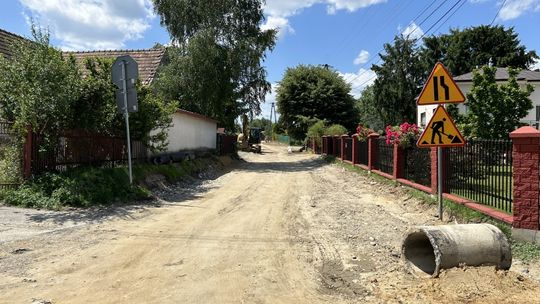 Trwają remonty dróg gminnych w Gminie Tarnów