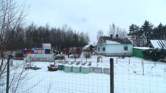 Trzeci pożar tej samej posesji w ciągu miesiąca. Mieszkańcy miejscowości Piaski-Drużków zostali bez dachu nad głową