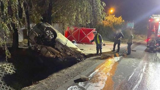 Trzy osoby spłonęły w wypadku samochodu osobowego pod Wieliczką
