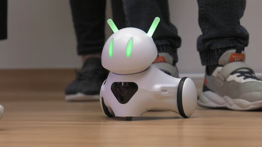 Tu uczniowie na lekcjach tworzą roboty. Tarnowska "ósemka" w gronie małopolskich szkół modelowych