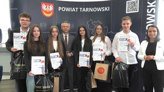 Uczniowie z Tuchowa i Zakliczyna laureatami Konkursu Wiedzy Prawnej