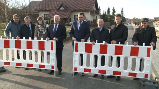Uroczyste otwarcie drogi gminnej w Dębnie