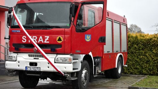 Uroczyste przekazanie samochodu strażackiego dla OSP Lisia Góra