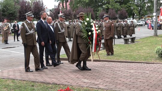 Uroczystości patriotyczne na Słotwinie. Władysław Kosiniak-Kamysz mówił o decyzjach dot. jednostek wojskowych w Brzesku