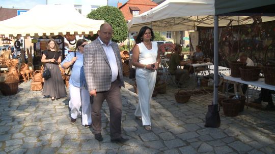 V Festiwal Wikliny i XXIII Pogórzański Jarmark Artystów i Rękodzielników V Festiwal Wikliny i XXIII Pogórzański Jarmark Artystów i Rękodzielników