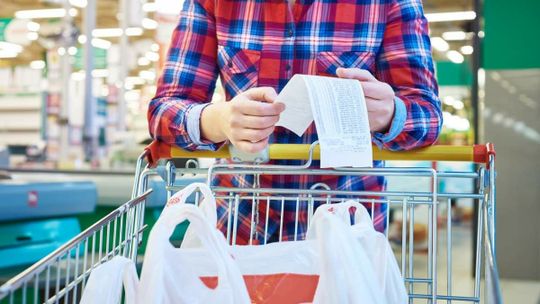 Wielkanoc. Jak będą czynne Stokrotka, Biedronka, Lidl...?