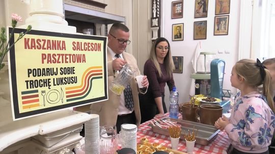 Wspomnienia z Przeszłości - Klimat PRL zagościł w powiecie dąbrowskim
