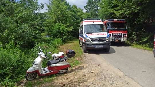Wypadek skutera w Paleśnicy. Dwie osoby poszkodowane