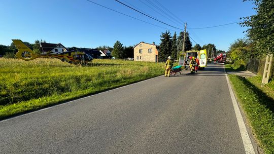 Wypadek motocykla i samochodu w Sterkowcu. Lądował śmigłowiec LPR