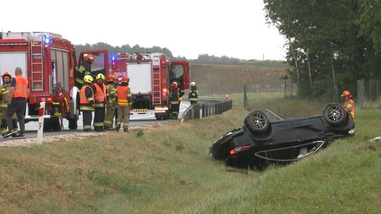 Wypadek na autostradzie A4 pomiędzy Tarnowem a Dębicą. 5 osób trafiło do szpitala 