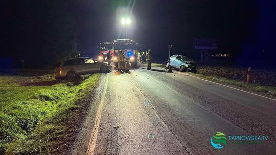 Wypadek na drodze wojewódzkiej w Niecieczy. Poszkodowani w szpitalu