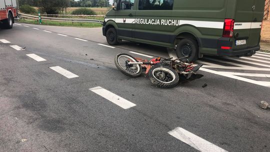 Wypadek samochodu ciężarowego z motocyklem w Radwanie