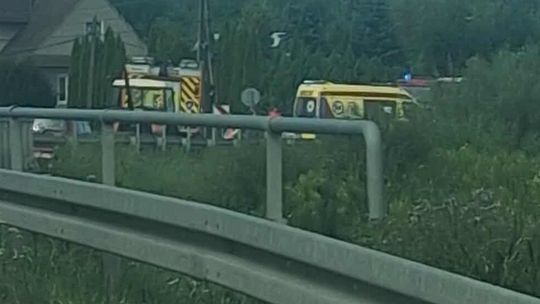 Wypadek w Jurkowie. Są osoby poszkodowane Wypadek w Jurkowie. Są osoby poszkodowane